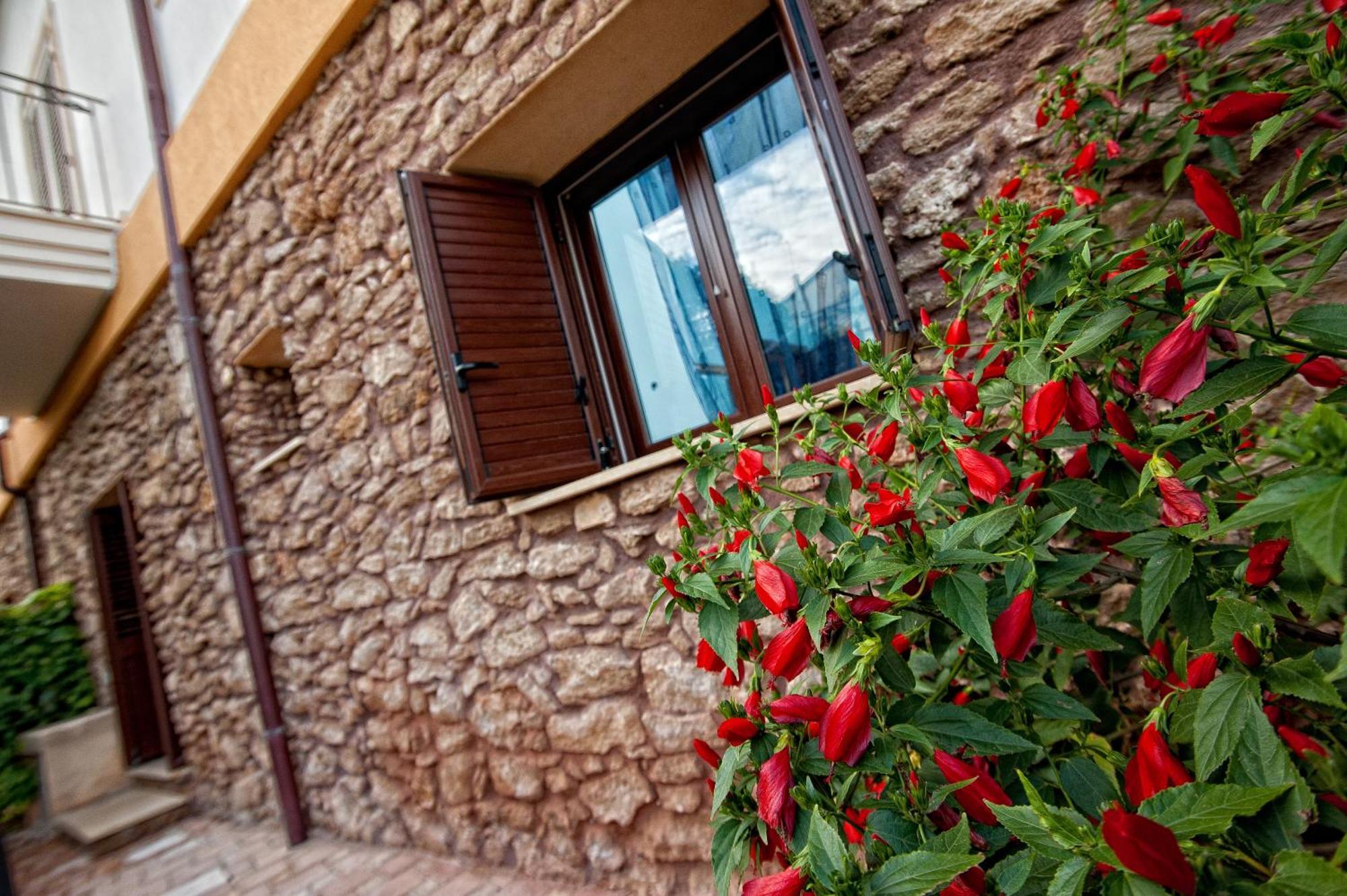Апарт отель Casale La Zagara Шакка Экстерьер фото